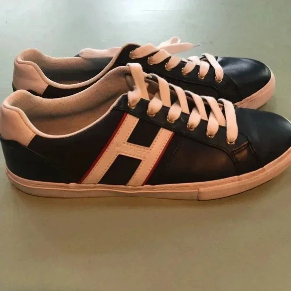 Tommy Hilfiger low top sneakers Blue w/ red white accents Women’s size 10 - Picture 4 of 8